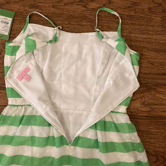 NWT Lilly Pulitzer size 4 - Picture 7 of 9